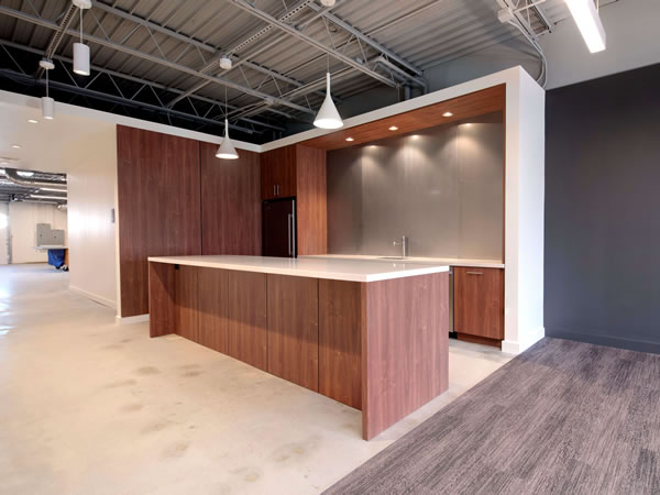 3010 W Marshall