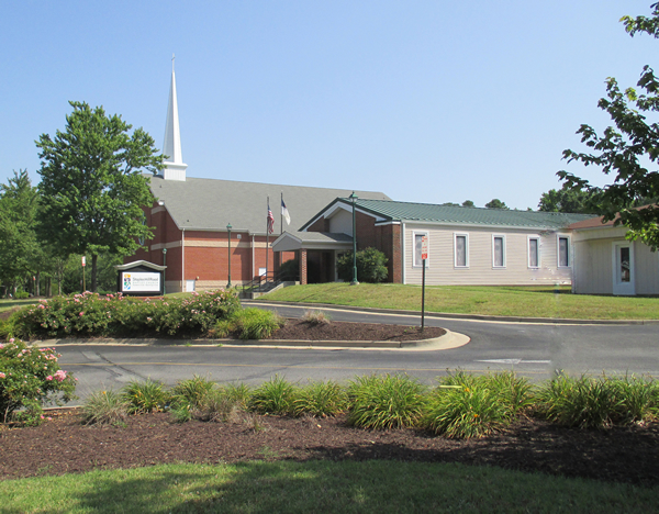 Staples_Mill_Road_Baptist_Church_2014.jpg